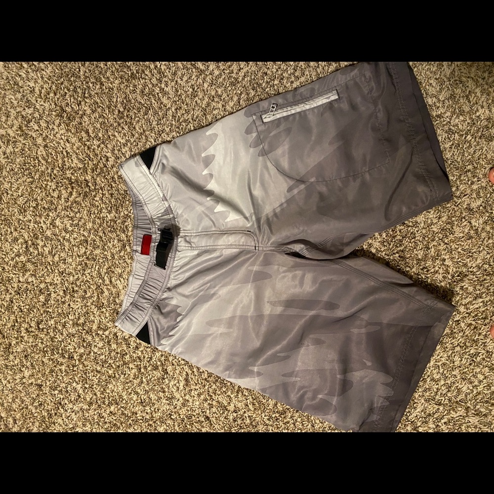 Oakley men’s mountain bike shorts